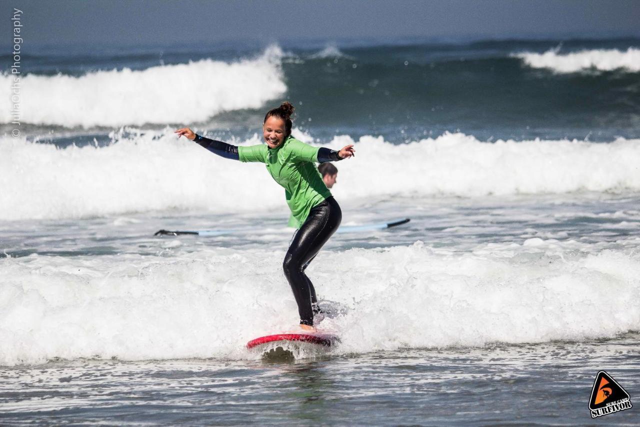 Surfivor Surf Camp Hotel Esmoriz Kültér fotó